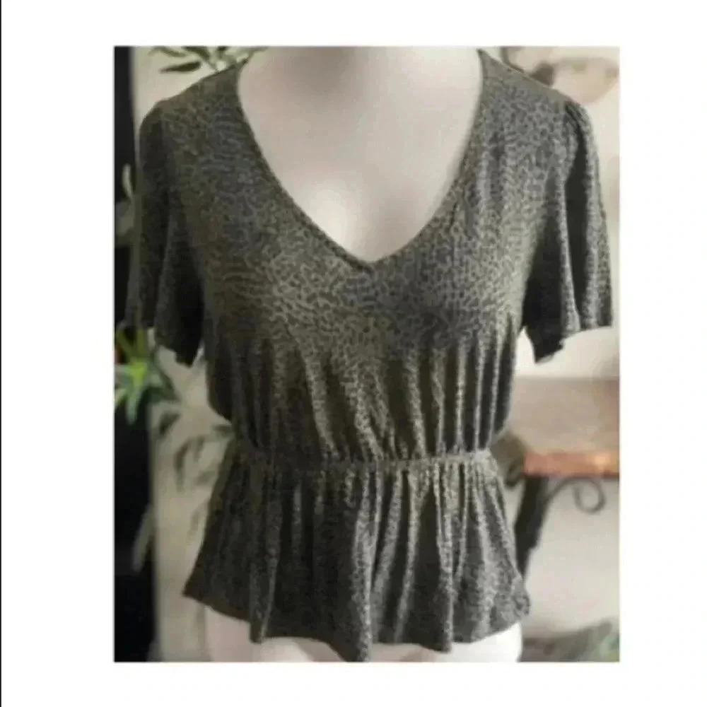 🆕Lucky🍀Brand Olive Leopard Print Babydoll Top🆕